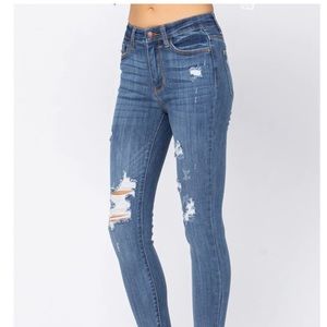 Judy Blues High Rise cropped skinny Jean